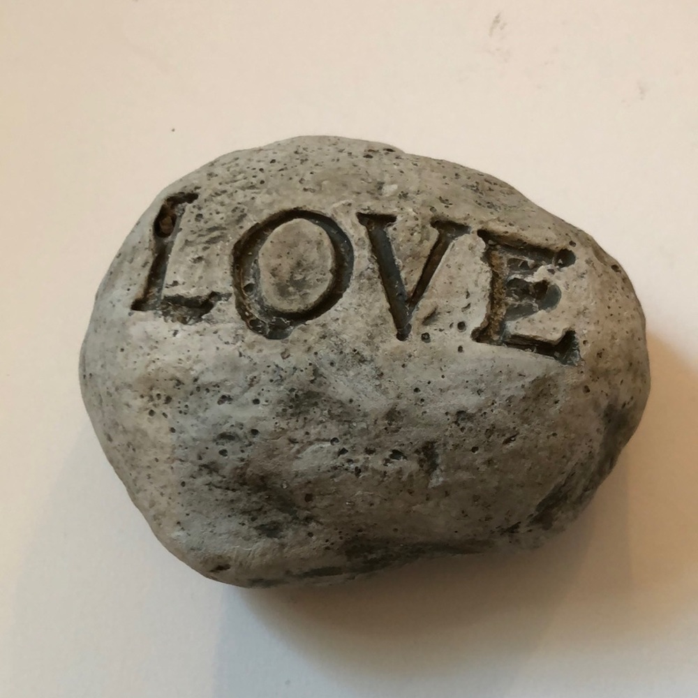 Garden stone “Love”